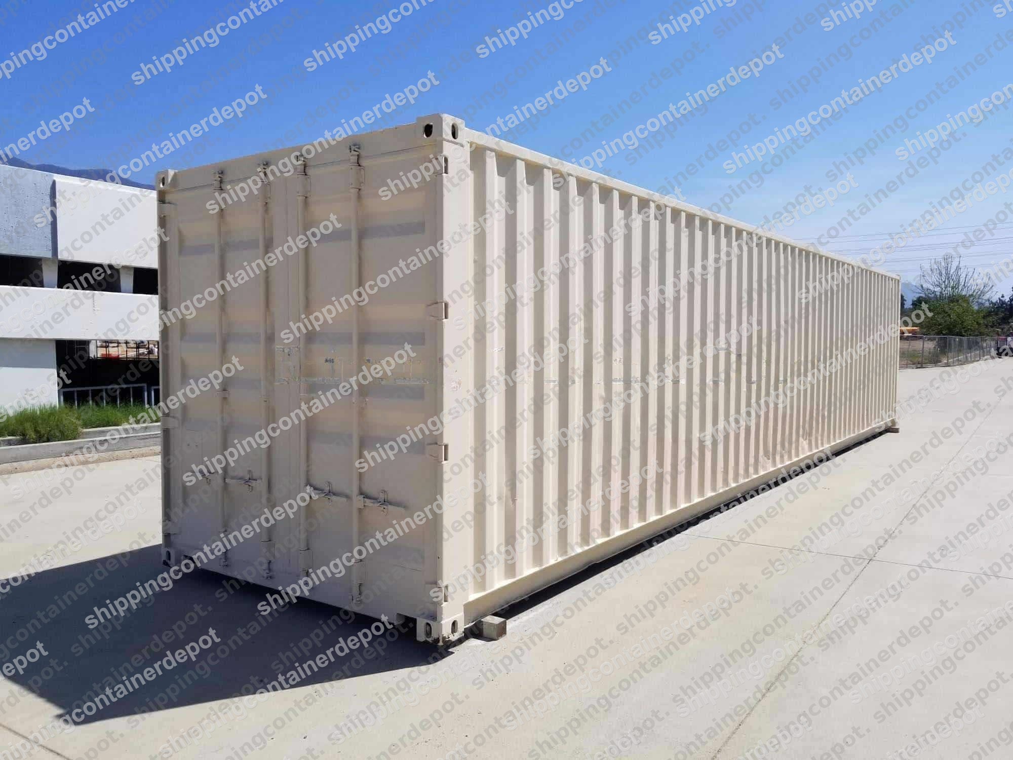Used 40ft shipping containers stacked in depot